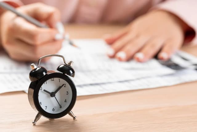 Ile kosztuje poprawa matury? Sprawdź, jakie opłaty cię czekają Ile kosztuje poprawa matury? Sprawdź, jakie opłaty cię czekają