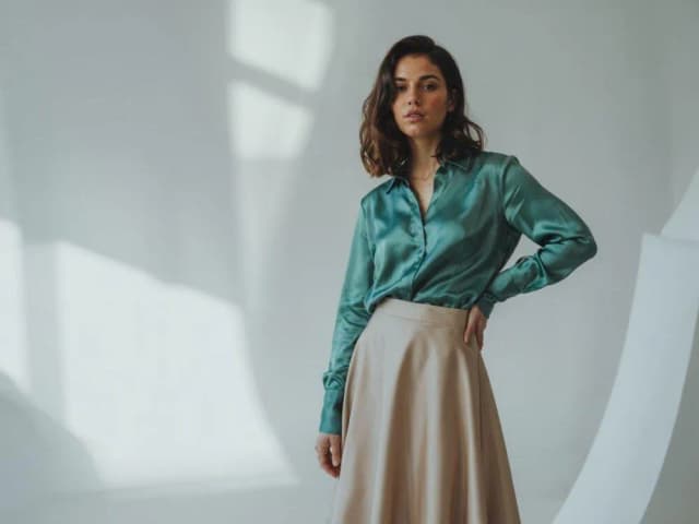 Jak się pisze bluzka? Odkryj poprawną pisownię i znaczenie Jak się pisze bluzka? Odkryj poprawną pisownię i znaczenie